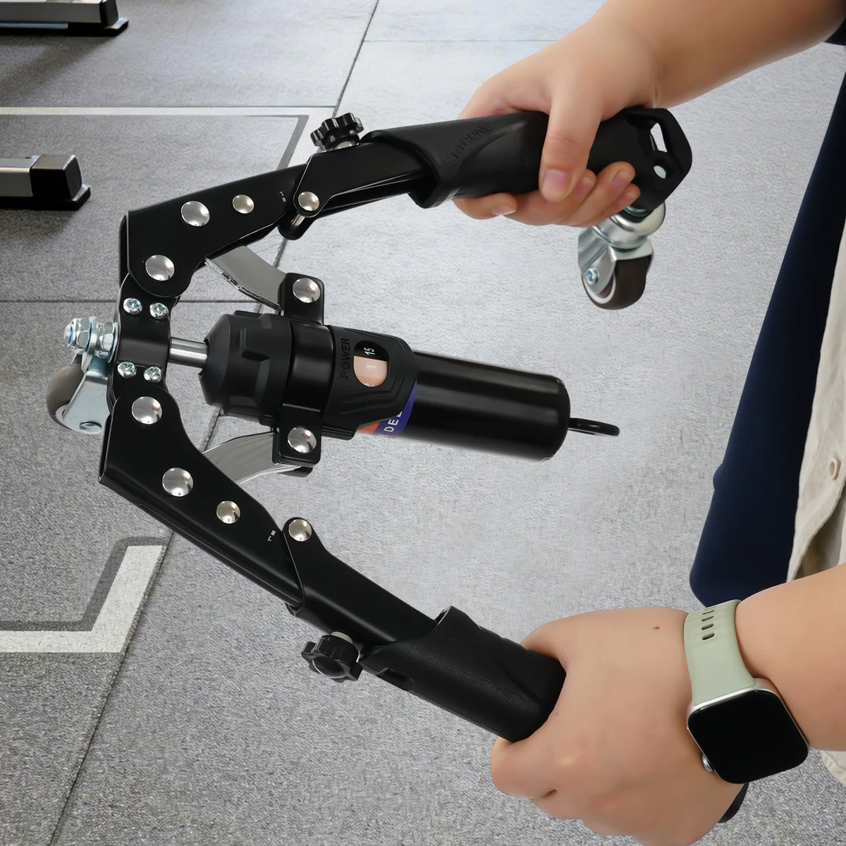 Hydraulic Power Twister Arm Blaster For Forearms And Legs